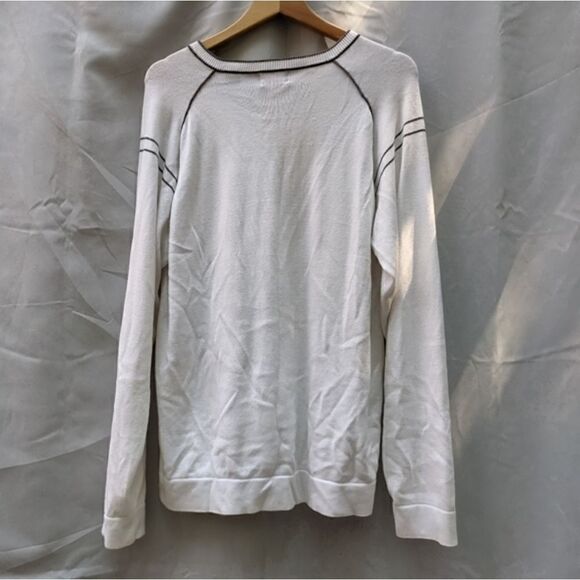 IZOD white v neck sweater size med golf - Picture 2 of 7